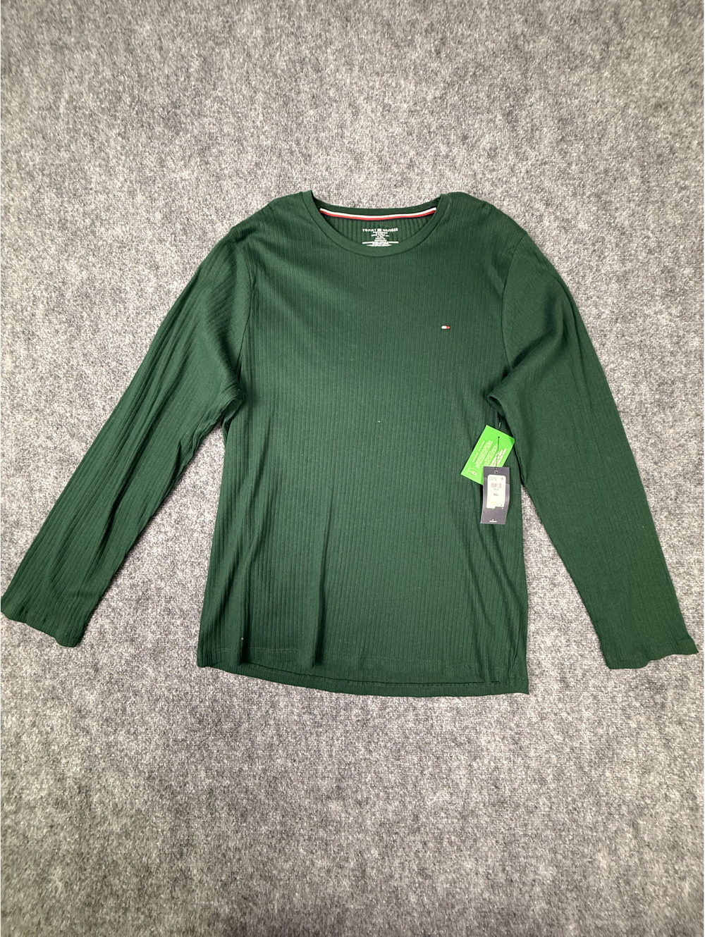 Tommy Hilfiger Men's Long Sleeve Ribbed Green T-Shirt Size 2